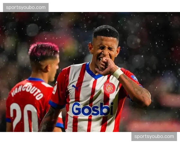 齐甘科夫禁区破门反超 赫罗纳进攻端多点开花 齐甘科夫禁区破门反超 赫罗纳进攻端多点开花